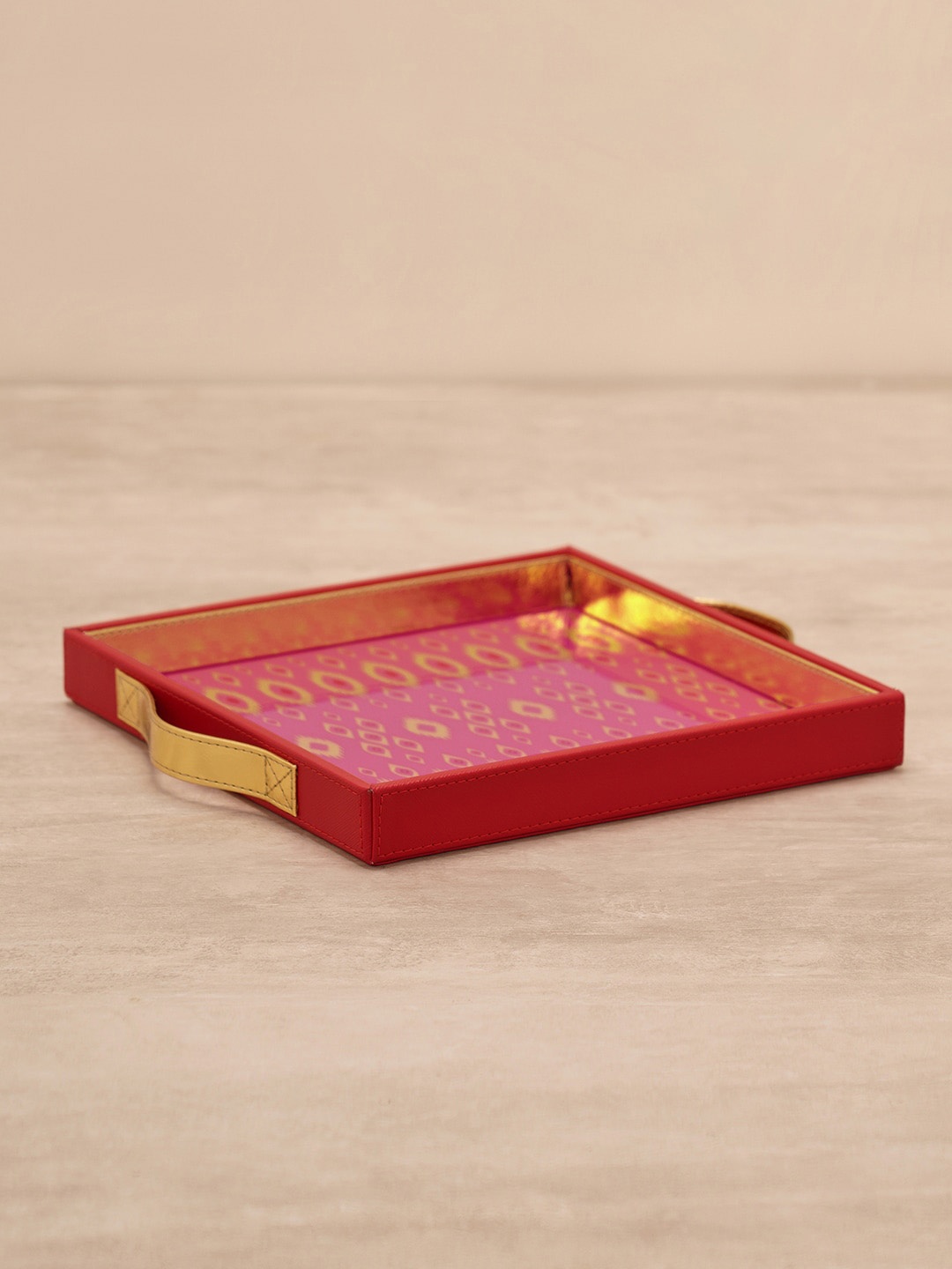 

Pure Home and Living Red Ethnic Motif Printed Glass & Faux Leather Tray