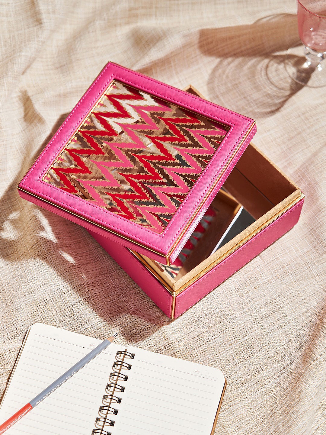 

Pure Home and Living Pink Printed Box With Lid Organiser