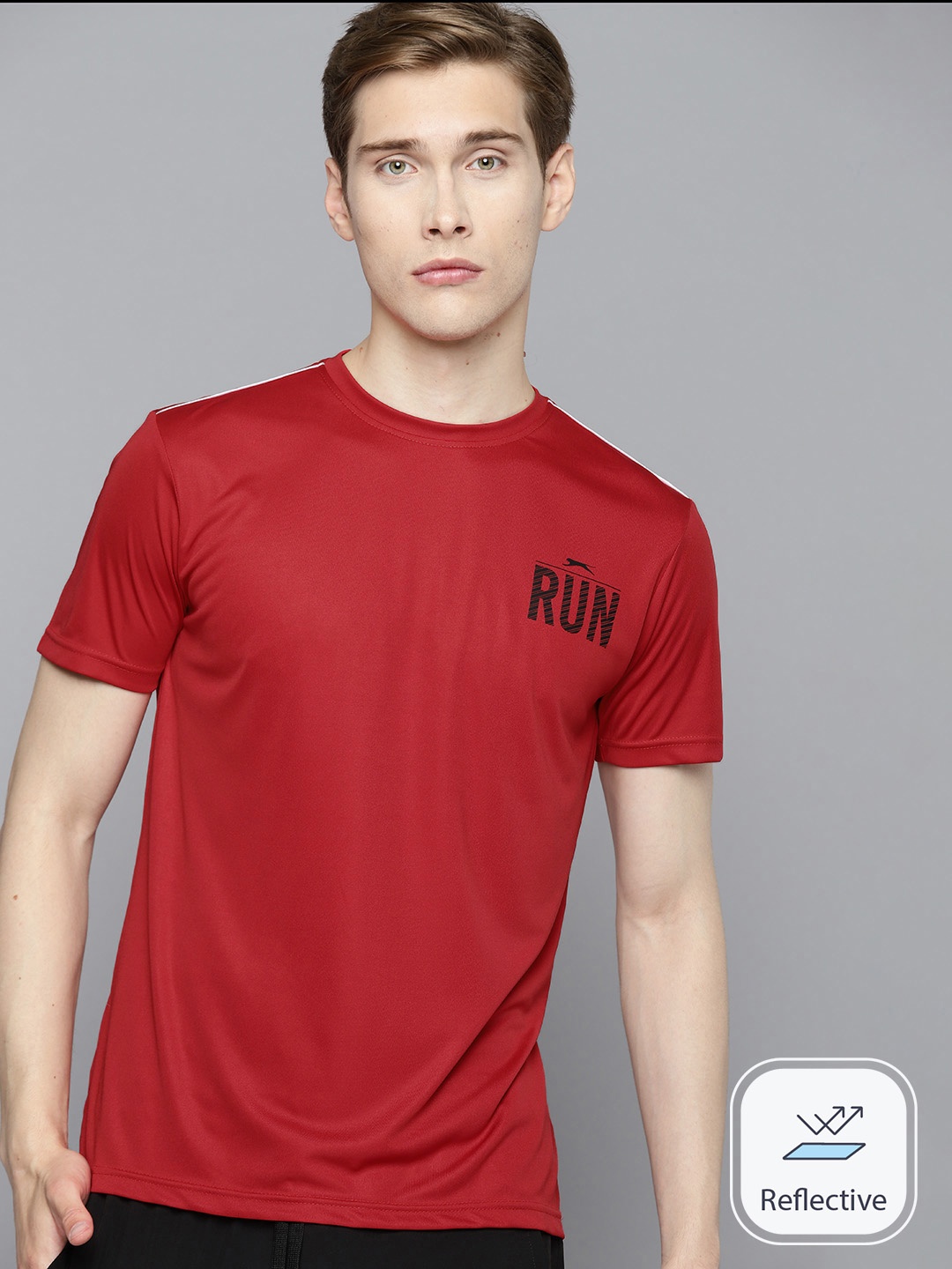 

Slazenger Men Typography Printed Regular Fit Tshirt, Red