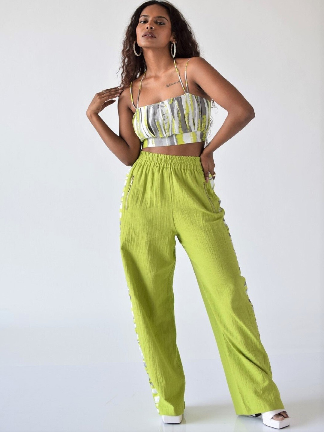 

MISSY Women Relaxed Straight Leg High-Rise Cotton Trousers, Green