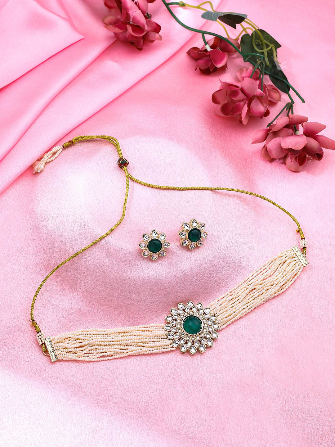 

Yellow Chimes Gold-Plated Kundan Jewellery Set, Green