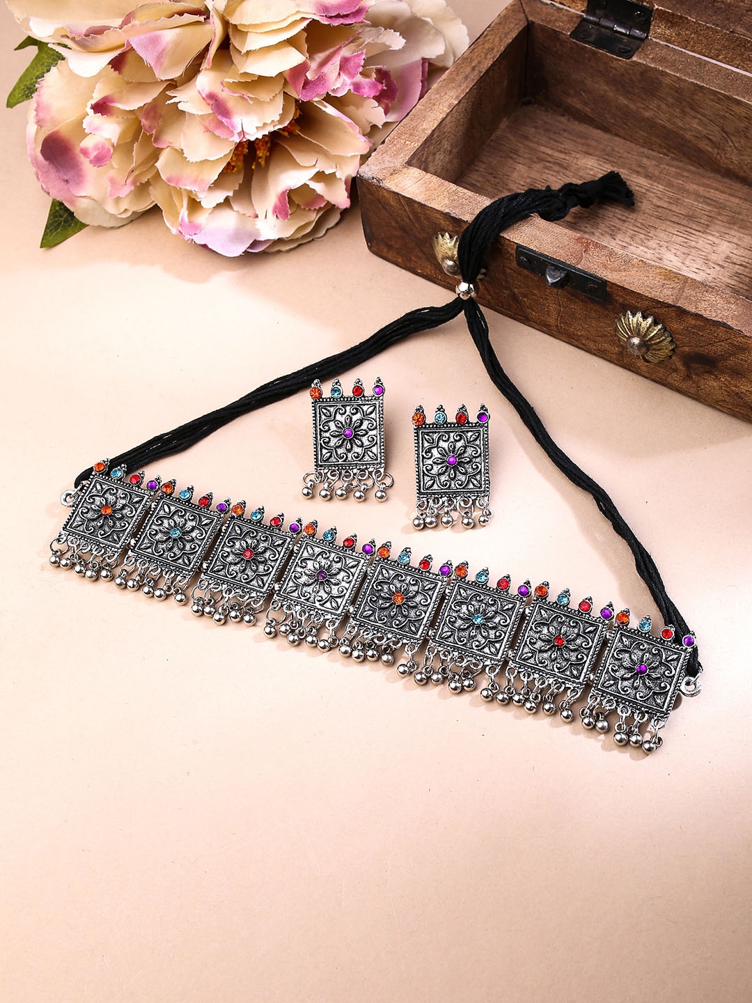 

Yellow Chimes Oxidized Jewellery Set, Silver