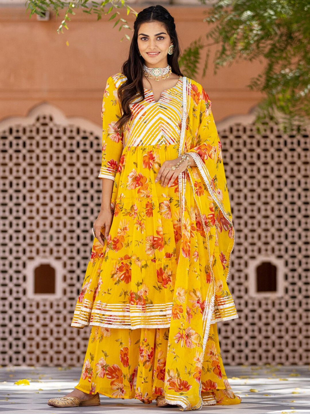 

Ambraee Floral Printed Regular Kurta With Sharara & With Dupatta, Yellow