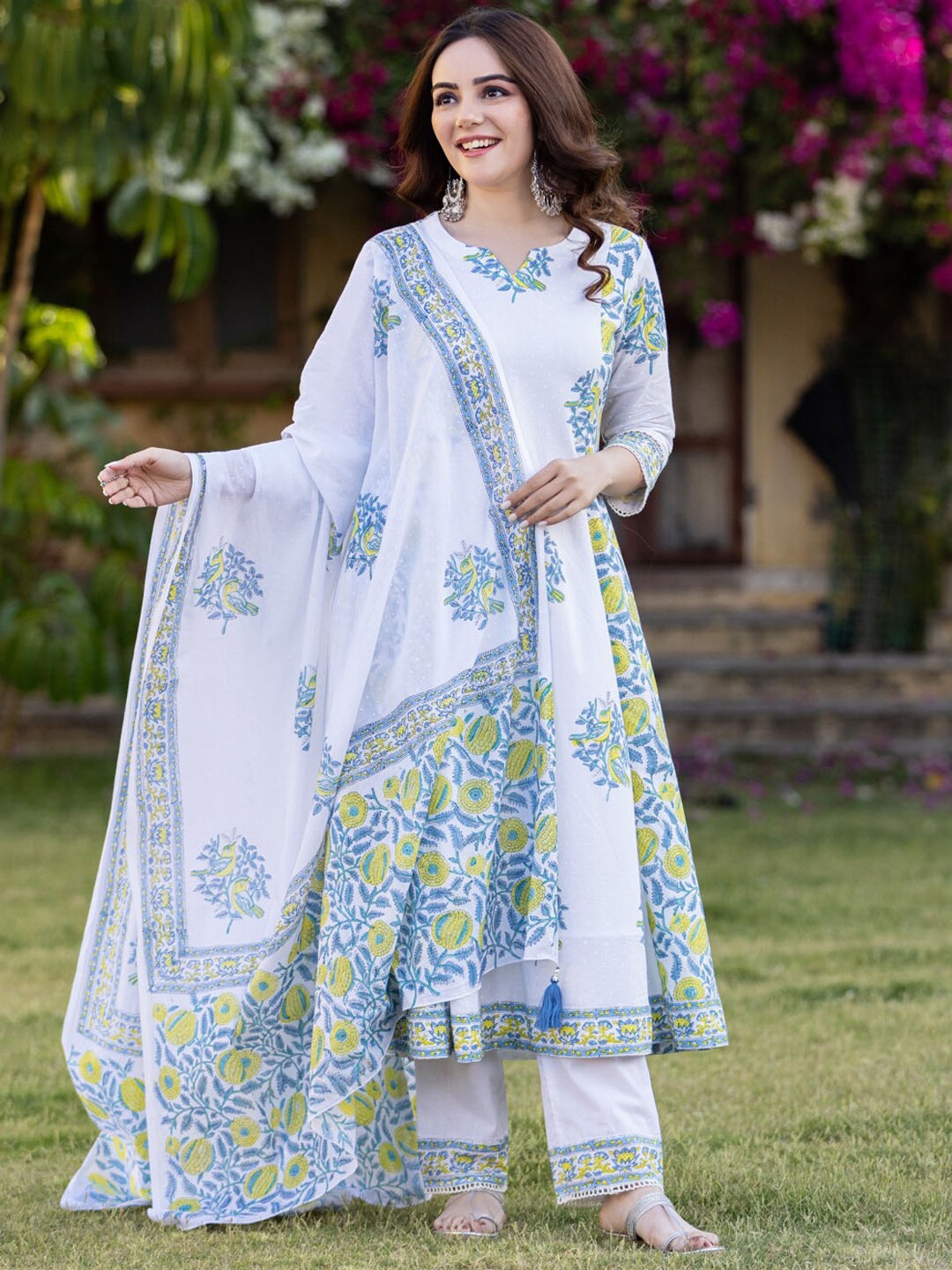 

Ambraee Printed Anarkali Kurta With Trousers & Dupatta, White