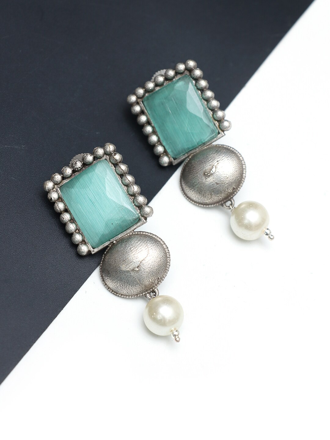 

Ozanoo Silver-Plated Square Shaped Drop Earrings