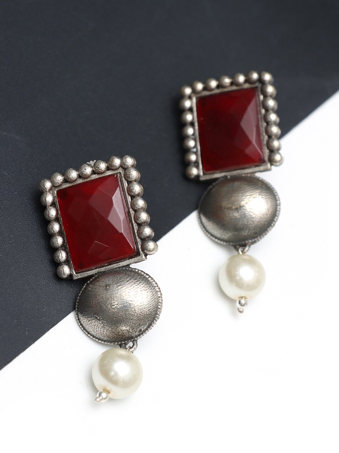 

Ozanoo Silver-Plated Square Shaped Drop Earrings