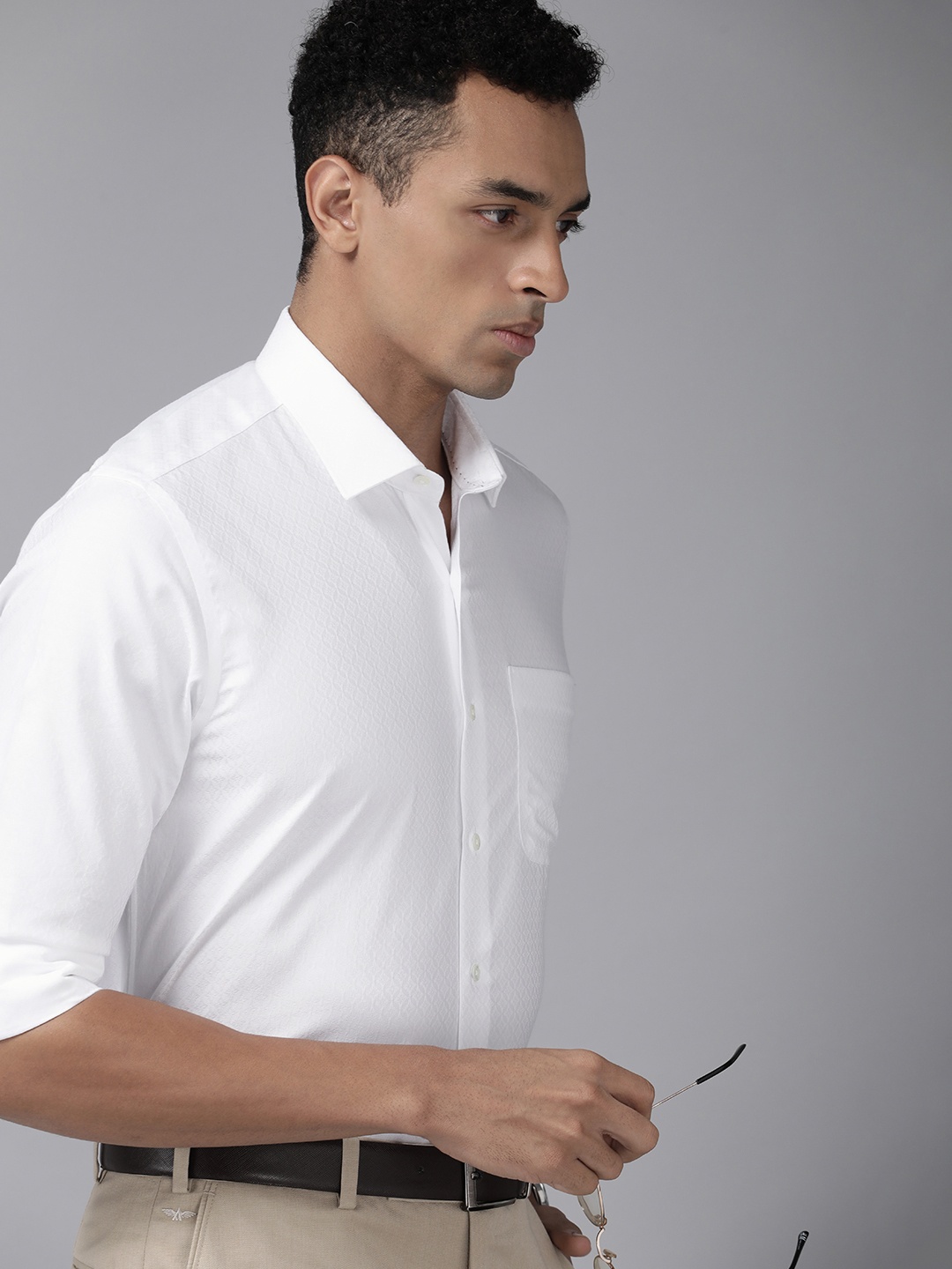 

Van Heusen Men Pure Cotton Textured Slim Fit Formal Shirt, White