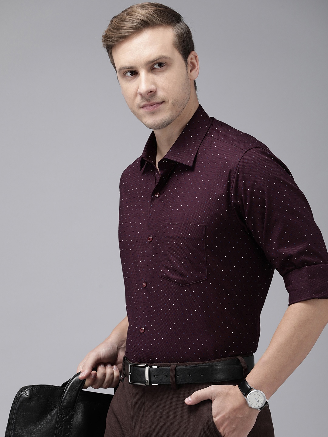 

Van Heusen Custom Textured Pure Cotton Formal Shirt, Maroon