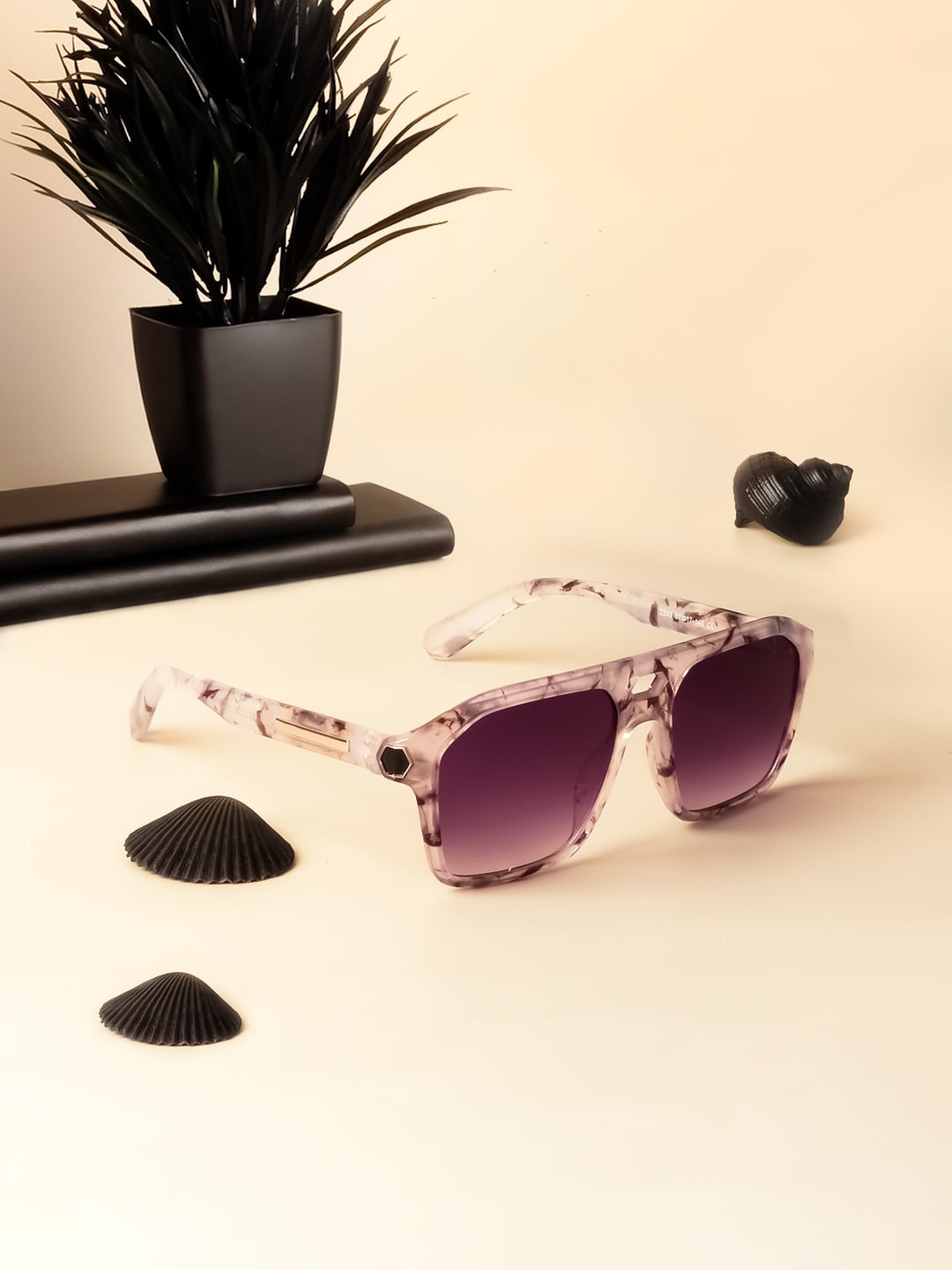 

Voyage Women Square UV Protected Lens Sunglasses, Brown