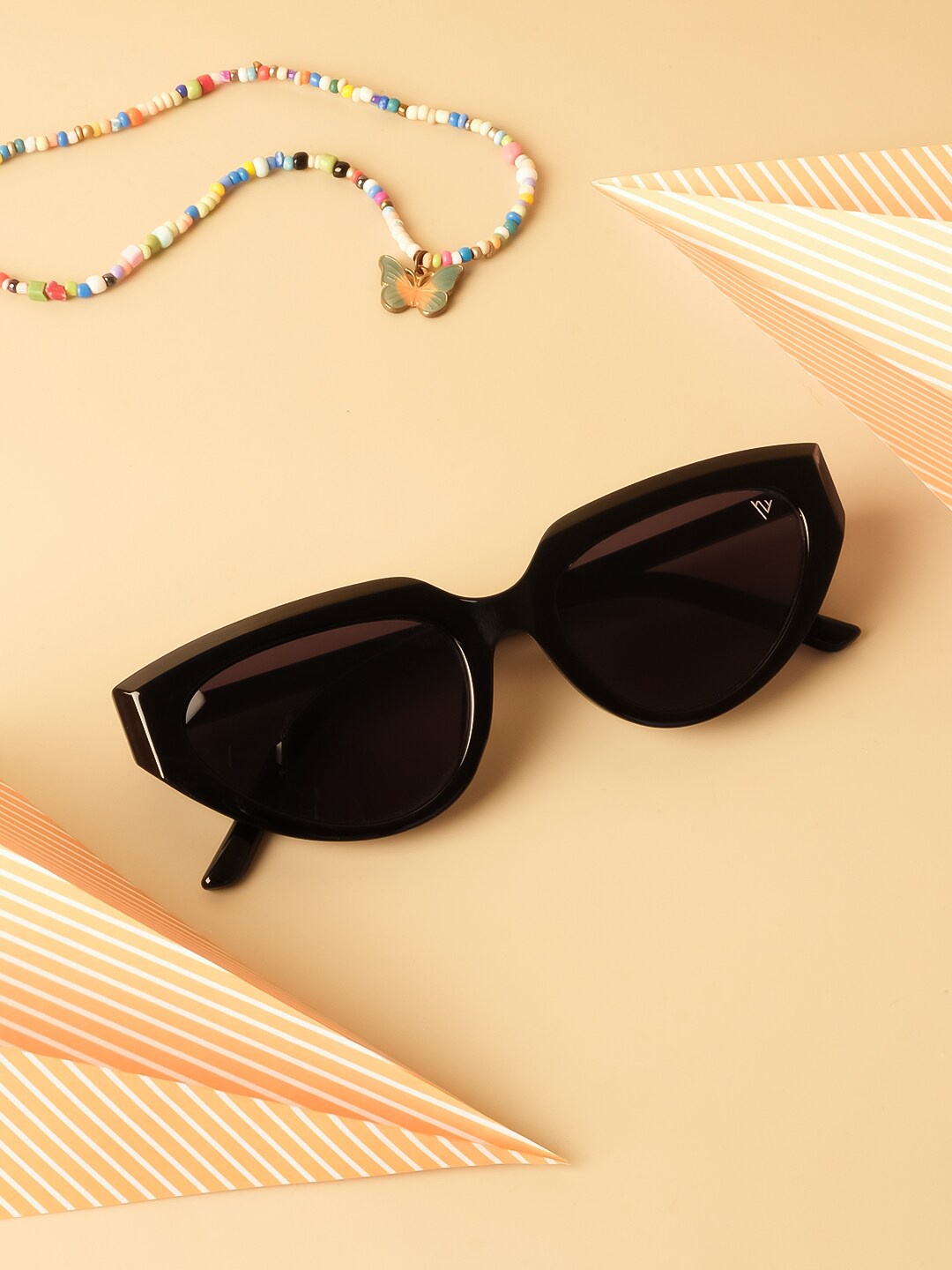

Voyage Oval UV Protected Lens Sunglasses, Black