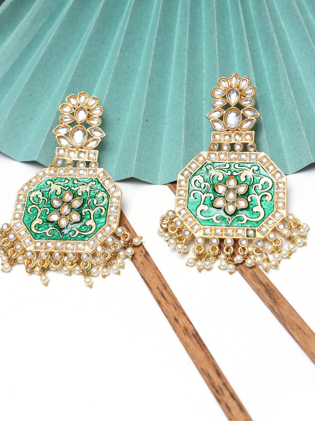 

Ozanoo Gold-Plated Floral Kundan Studded Meenakari Drop Earrings, Green