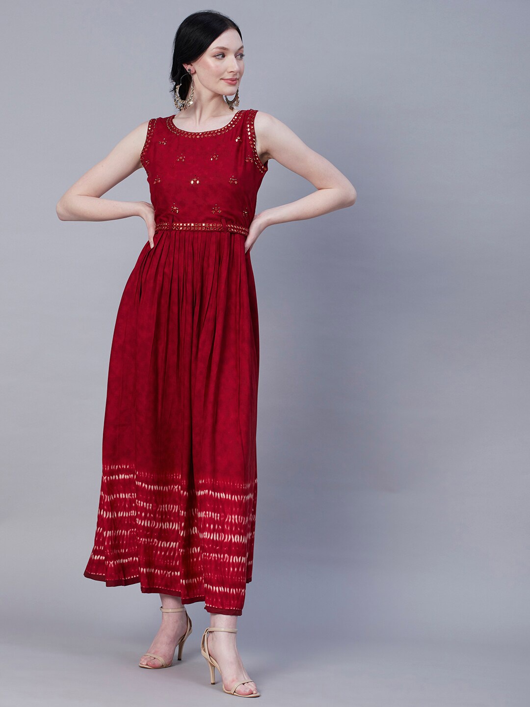 

FASHOR Red Tie & Dye Embellished Sleeveless Maxi Ethnic Dress With Belt