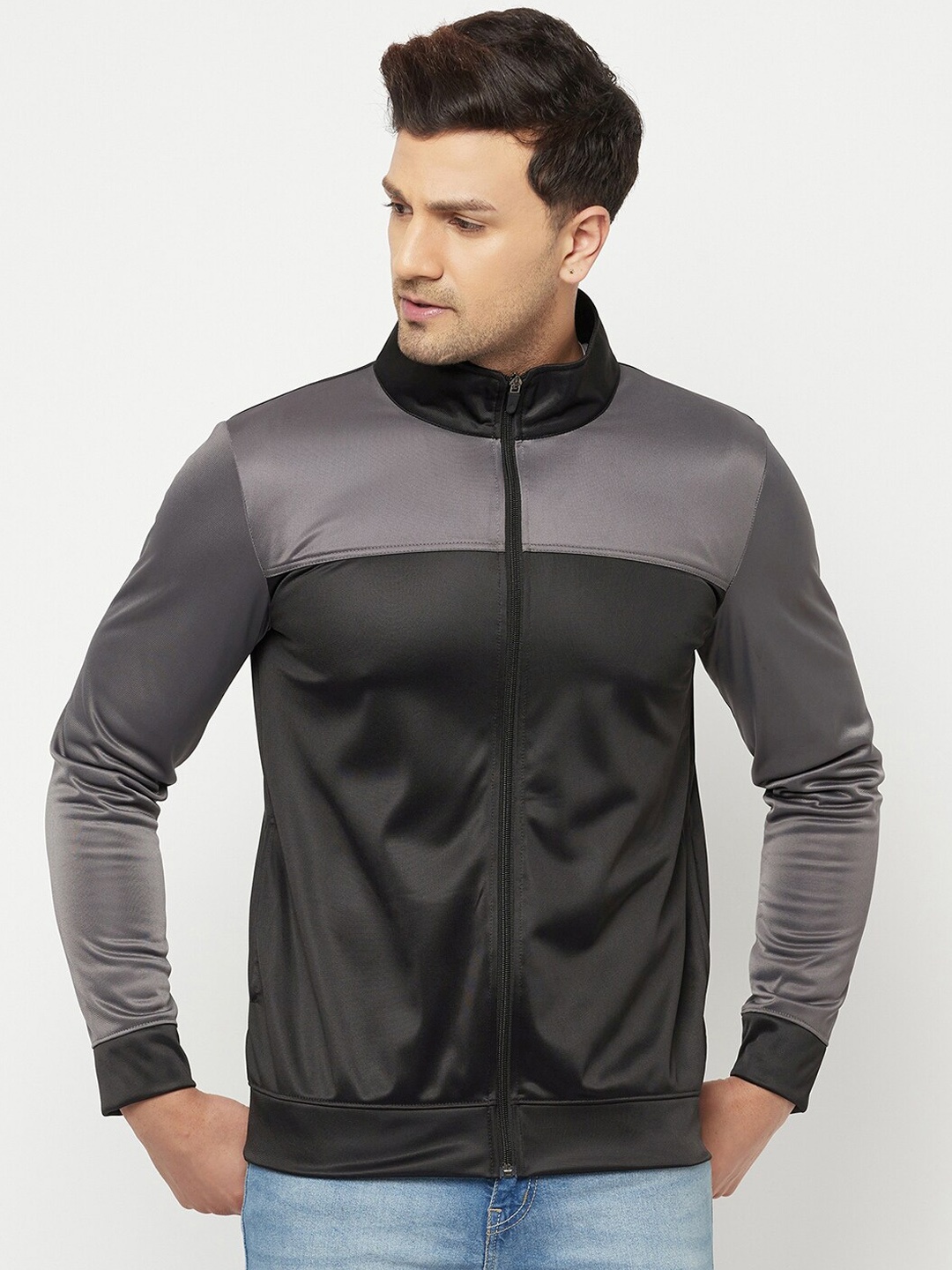 

GLITO Colourblocked Stretchable Sporty Jacket, Charcoal
