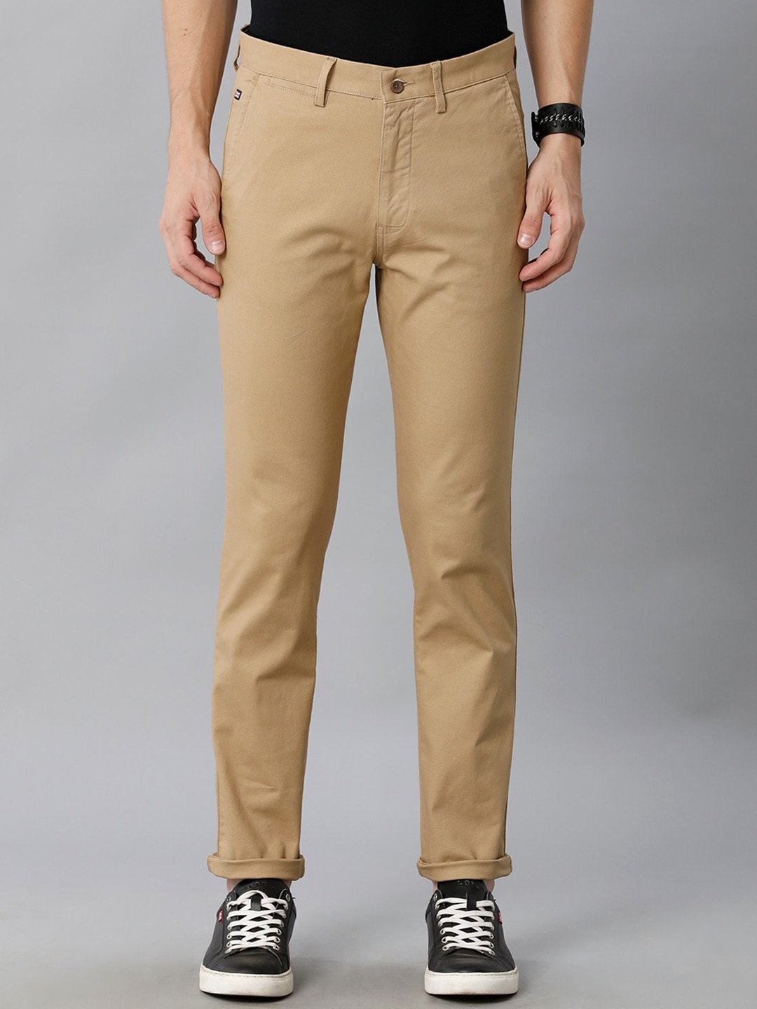 

Double Two Men Mid-Rise Smart Slim Fit Plain Cotton Chinos Trousers, Beige