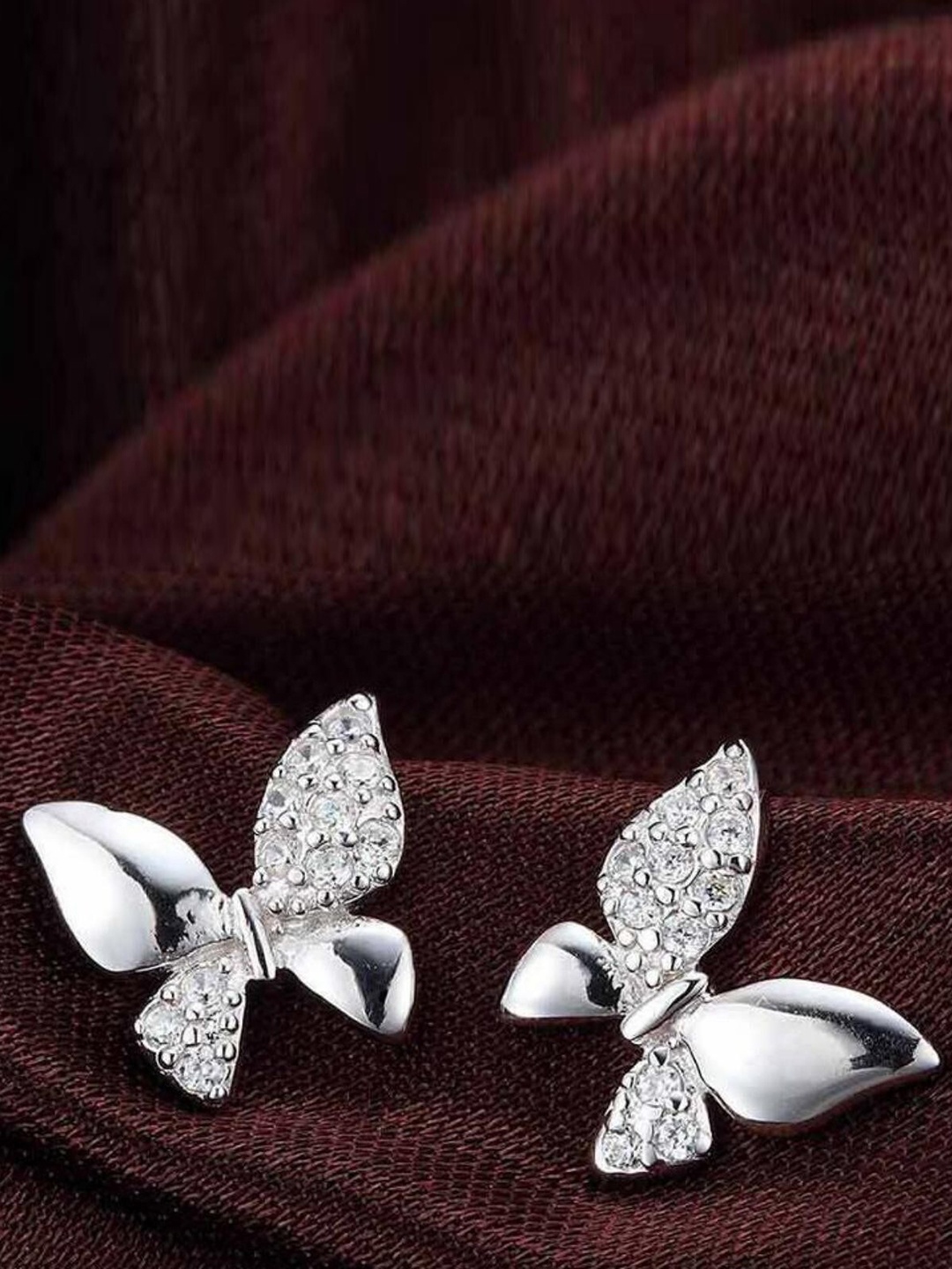 

MYKI Silver-Plated Contemporary Studs Earrings