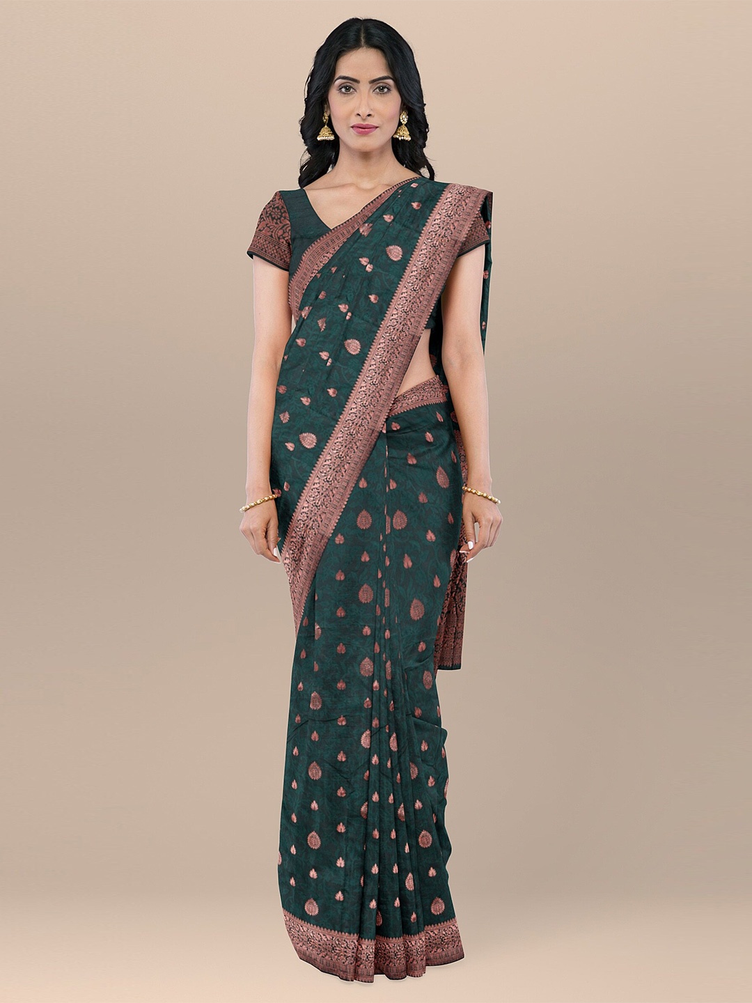 

KAJREE Ethnic Motifs Woven Design Zari Uppada Saree, Green