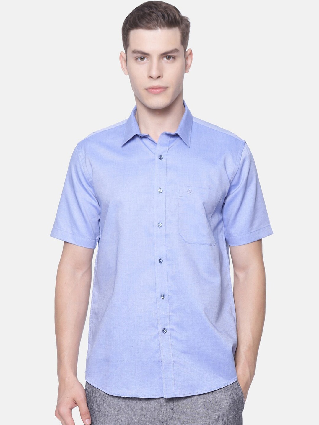 

Ramraj Original Tailored Fit Pure Cotton Casual Shirt, Blue