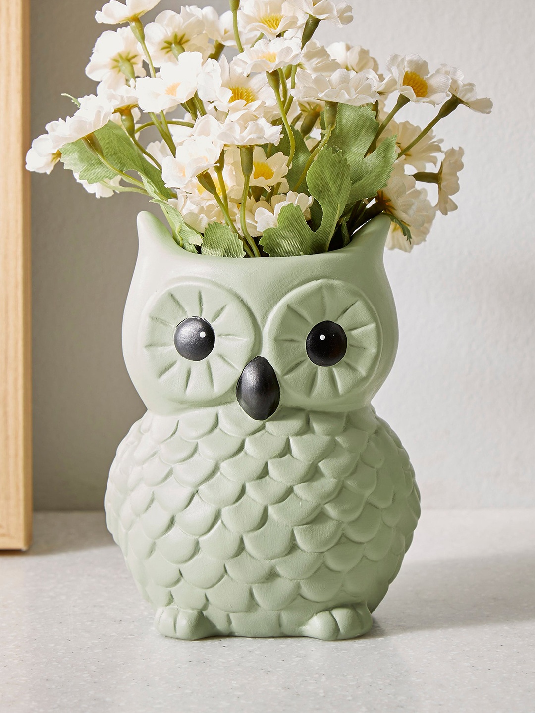 

Home Centre Gloria Green Owl Ceramic Planter