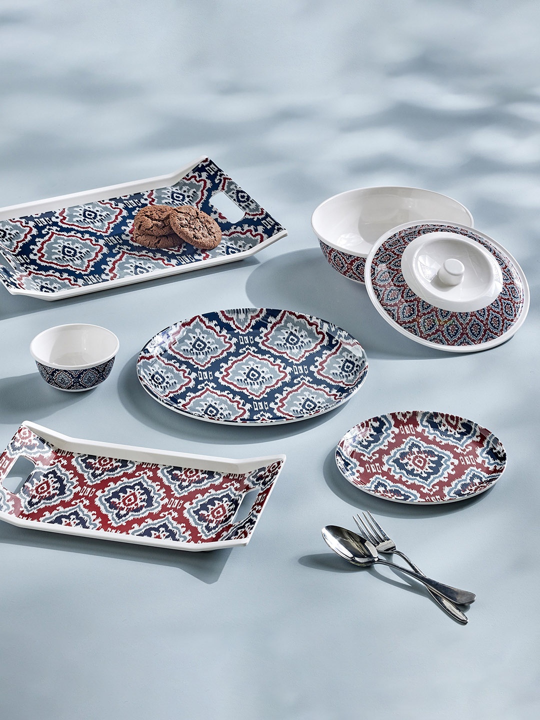 

Home Centre Meadows Blue Printed Vegetable Bowl