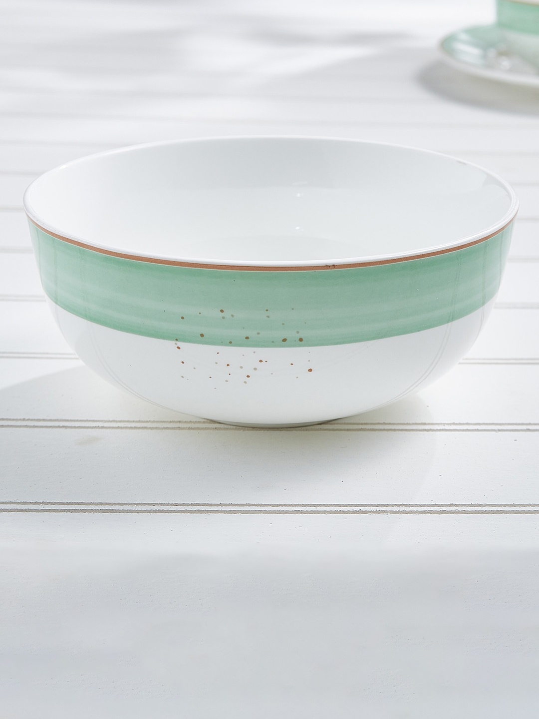 

Home Centre Colour Refresh White & Green Colourblocked Stoneware Cereal Bowl 1.4L