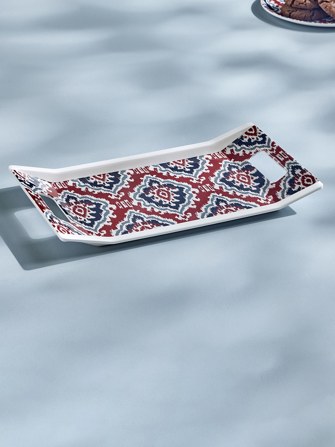 

Home Centre Meadows Theme White & Brown Printed Melamine Serving Tray