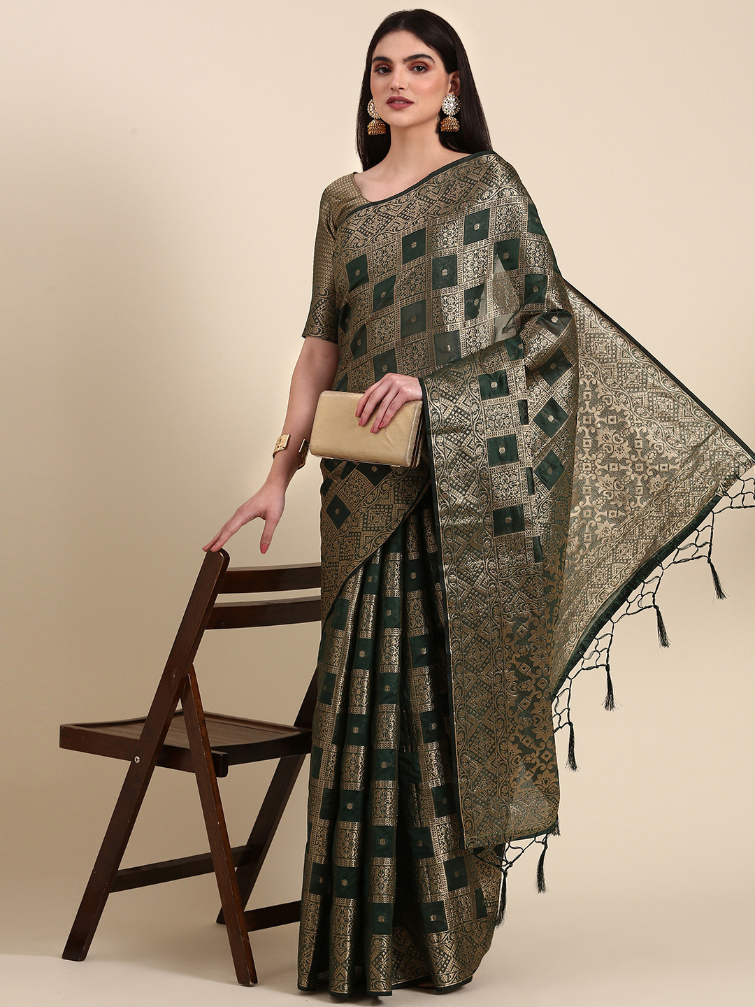

Anouk Ethnic Motifs Zari Silk Blend Saree, Green