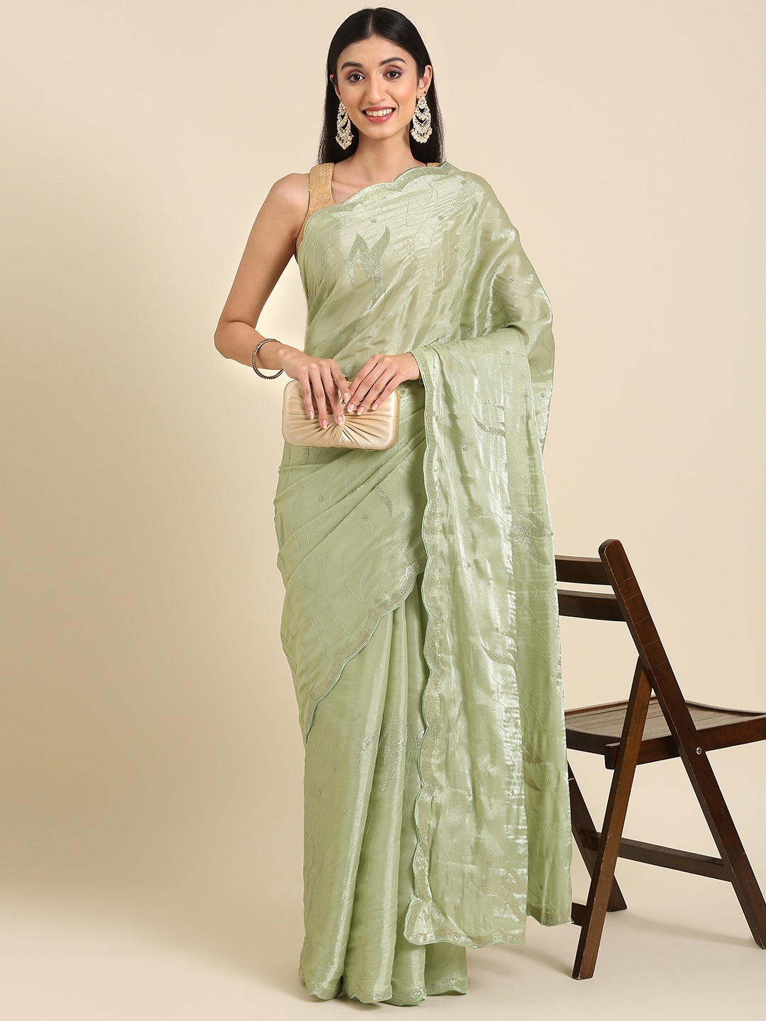 

Anouk Abstract Embroidered Sequinned Saree, Green