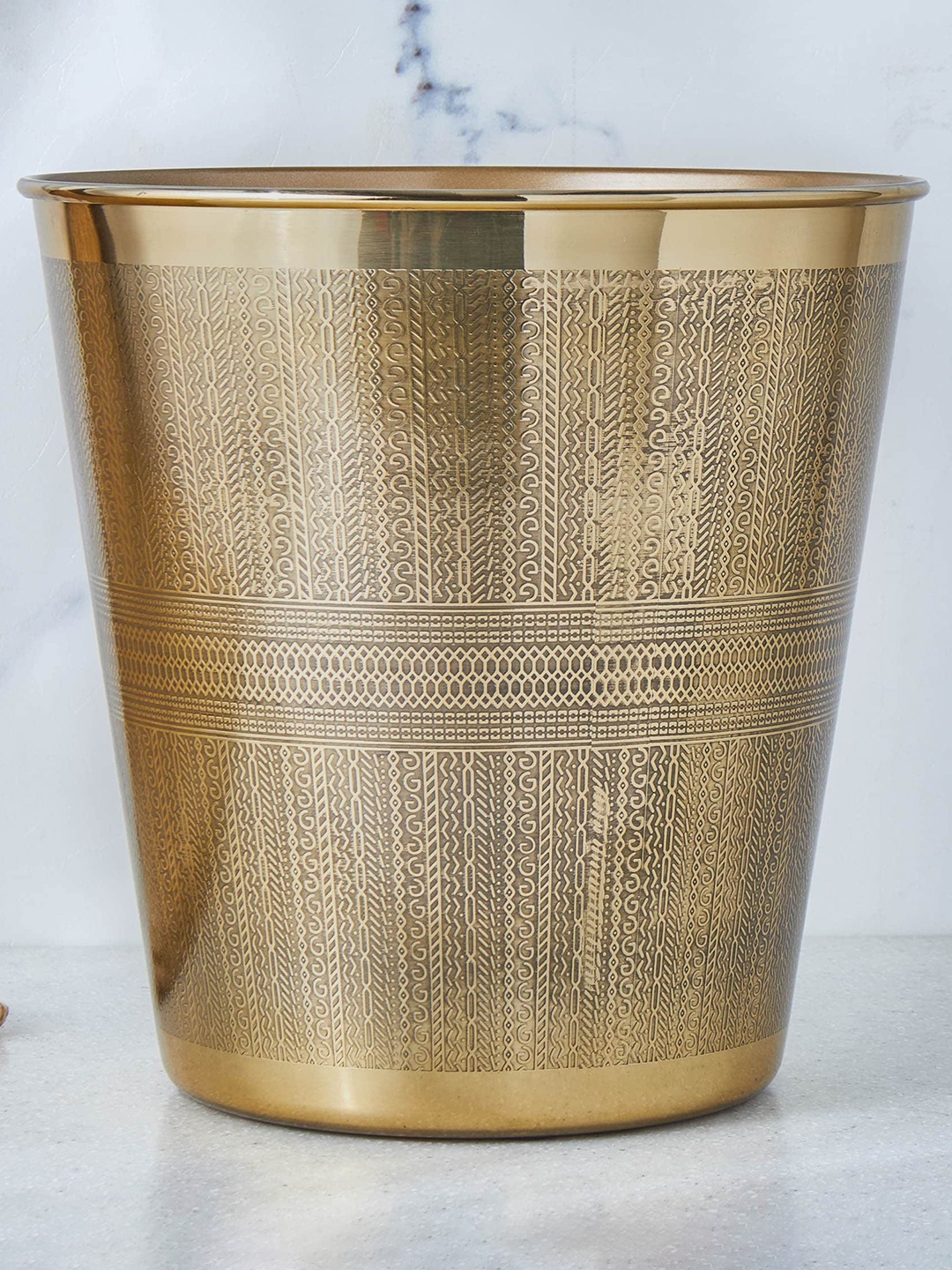 

Home Centre Harbour Golden Textured Waste Bin - 7 L, Gold