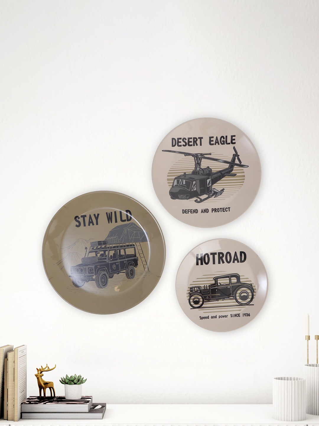 

Home Centre Artesia Beige & Black 3 Pieces Army Brigade Printed Wall Accents