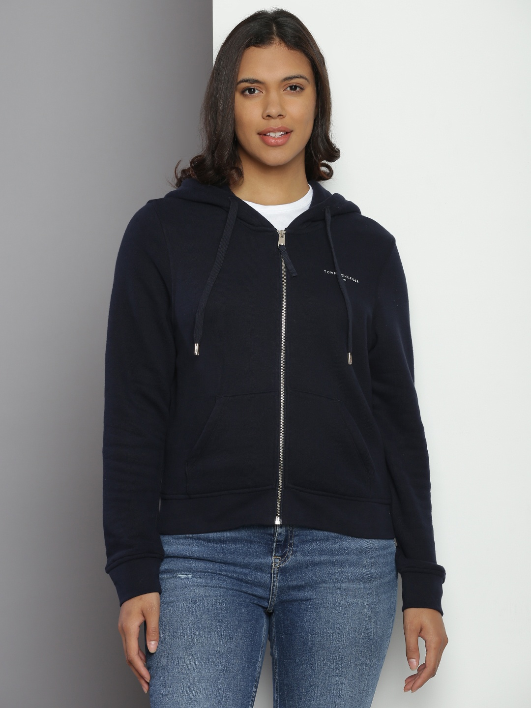 

Tommy Hilfiger Solid Long Sleeves Hooded Sweatshirt, Navy blue