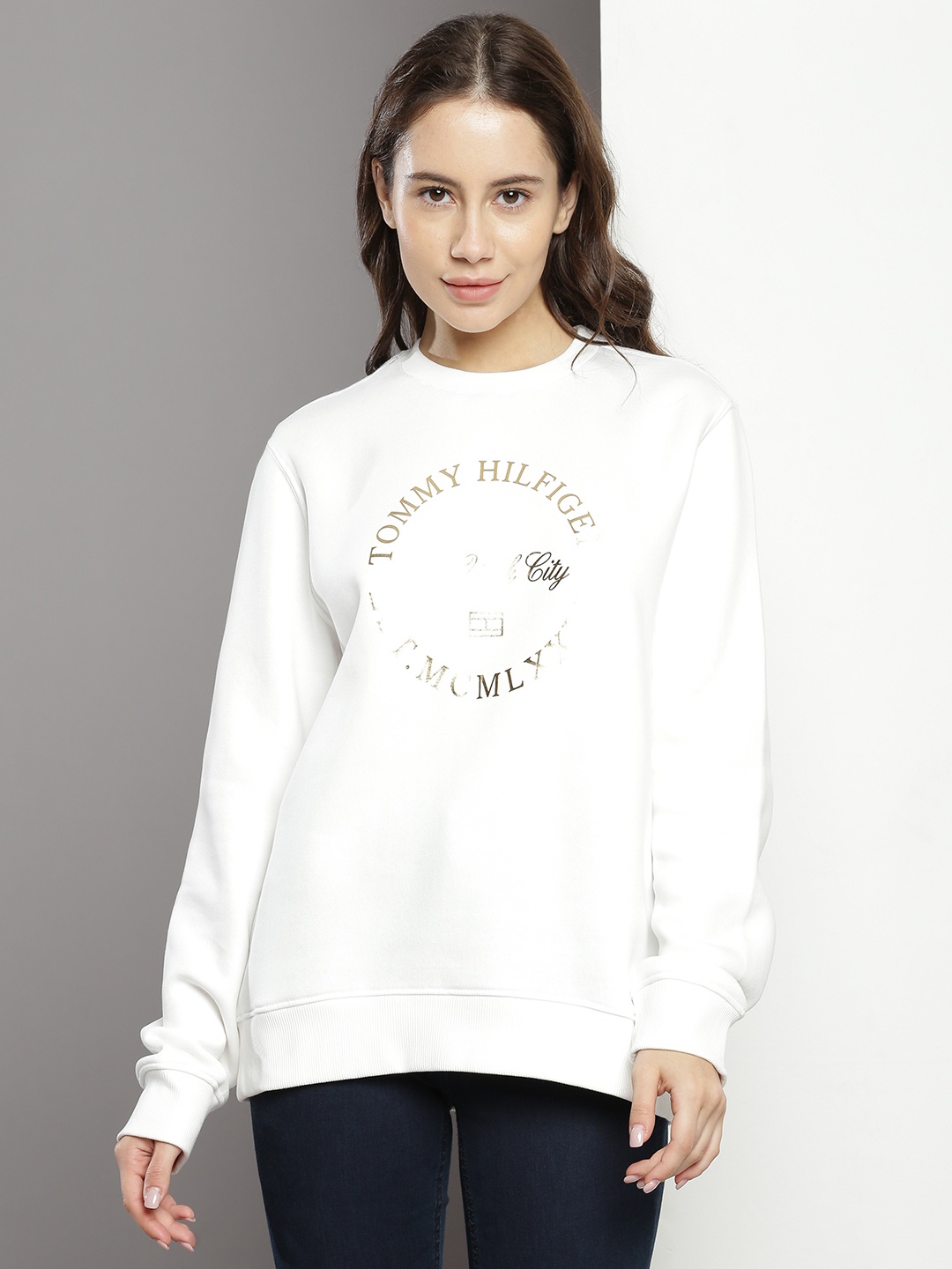 

Tommy Hilfiger Brand Logo Printed Pullover Sweatshirt, White