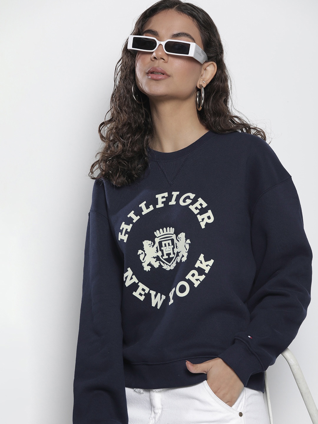 

Tommy Hilfiger Brand Logo Long Sleeves Sweatshirt, Navy blue