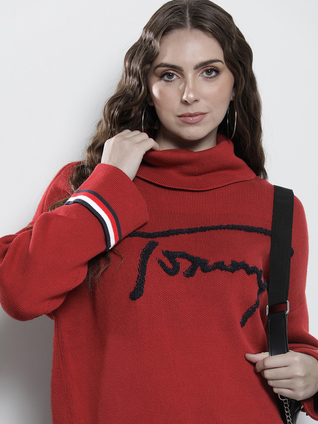 

Tommy Hilfiger Brand Logo Self Design Pure Cotton Pullover Sweater, Maroon