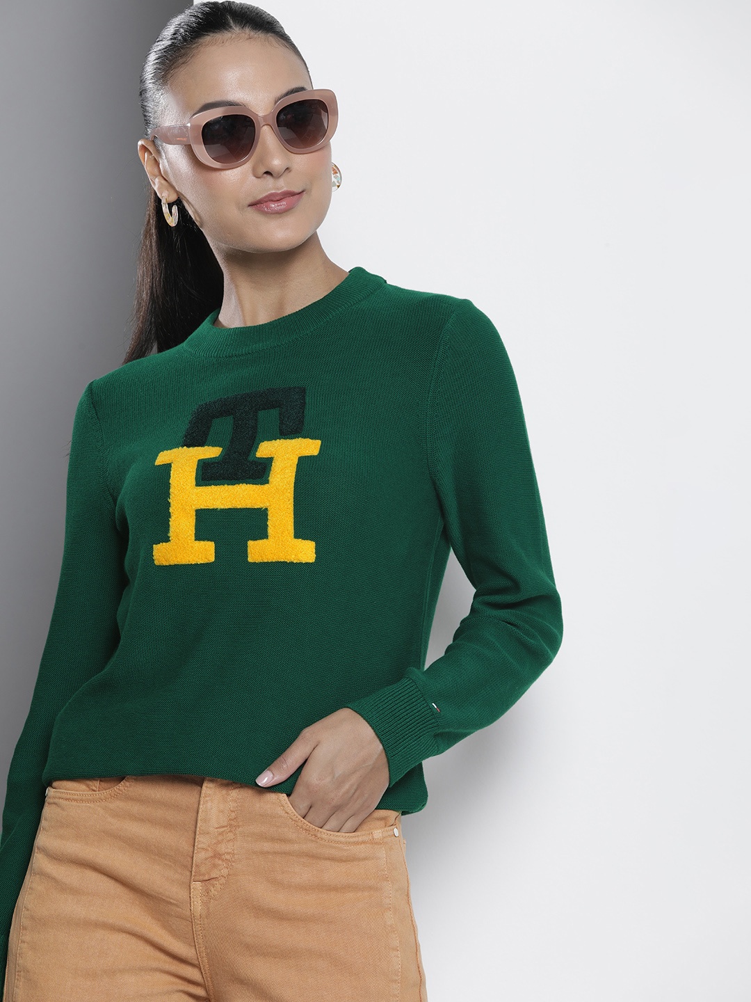 

Tommy Hilfiger Pure Cotton Brand Logo Long Sleeves Pullover Sweater, Green