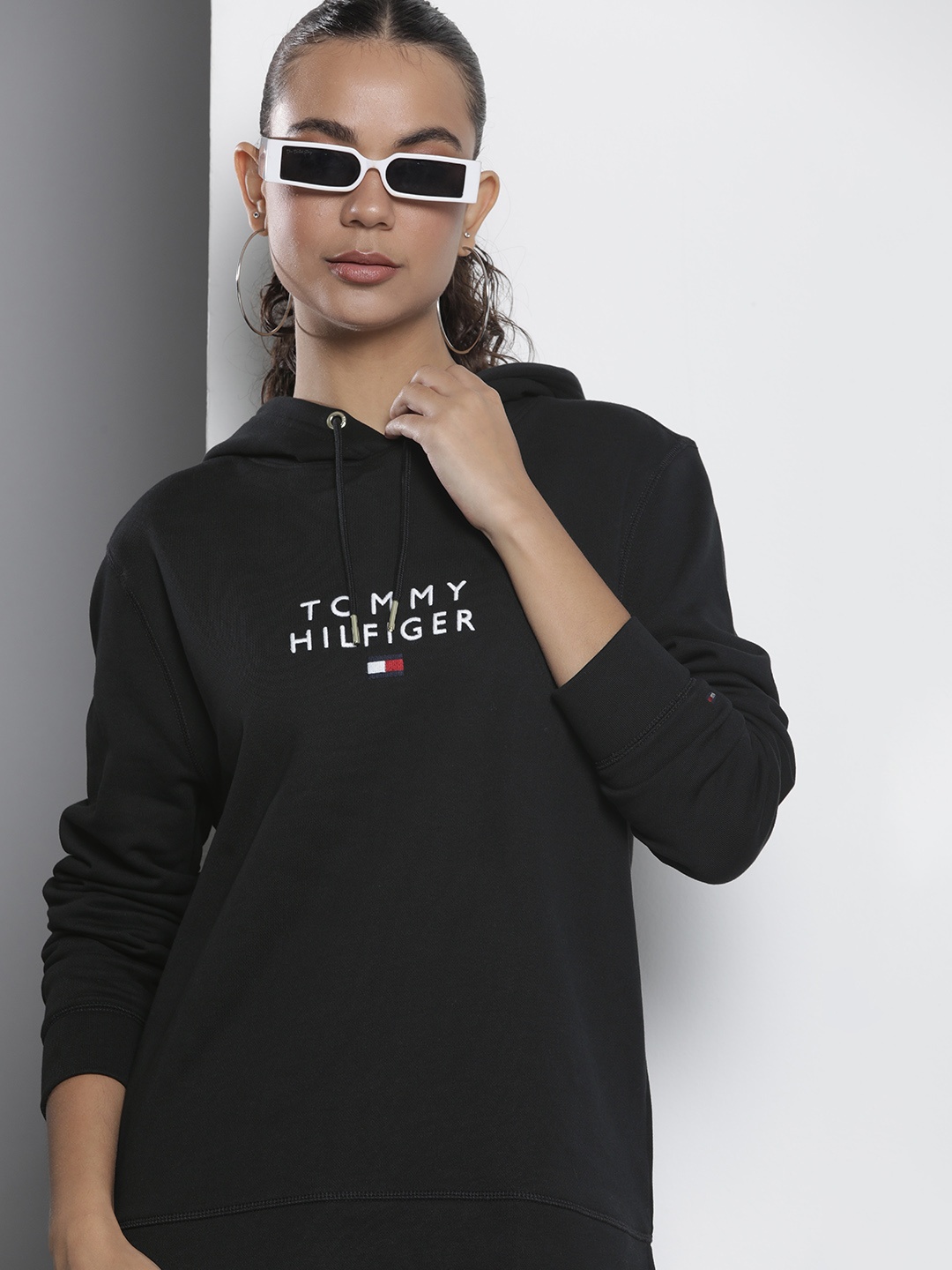 

Tommy Hilfiger Brand Logo Embroidered Pure Cotton Hooded Sweatshirt, Black