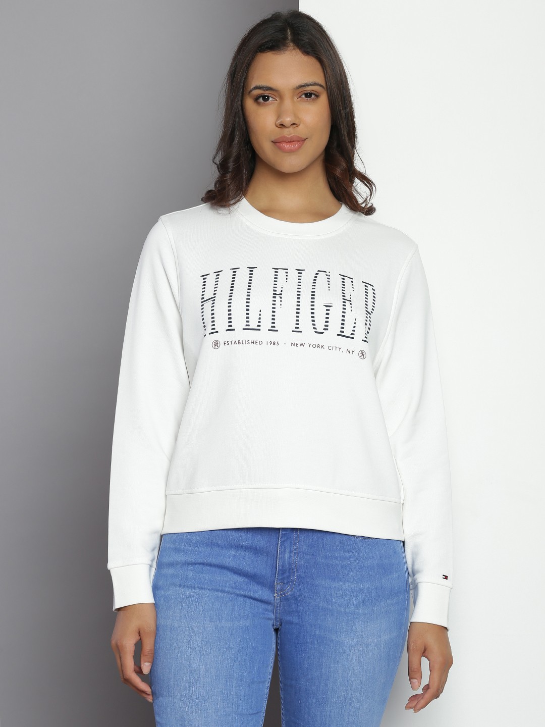 

Tommy Hilfiger Brand Logo Printed Pure Cotton Pullover Sweatshirt, White