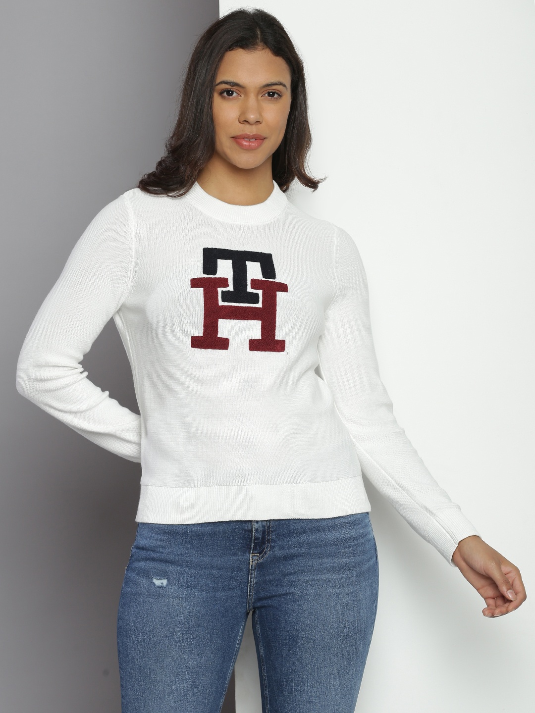

Tommy Hilfiger Brand Logo Knitted Pullover Sweater, White