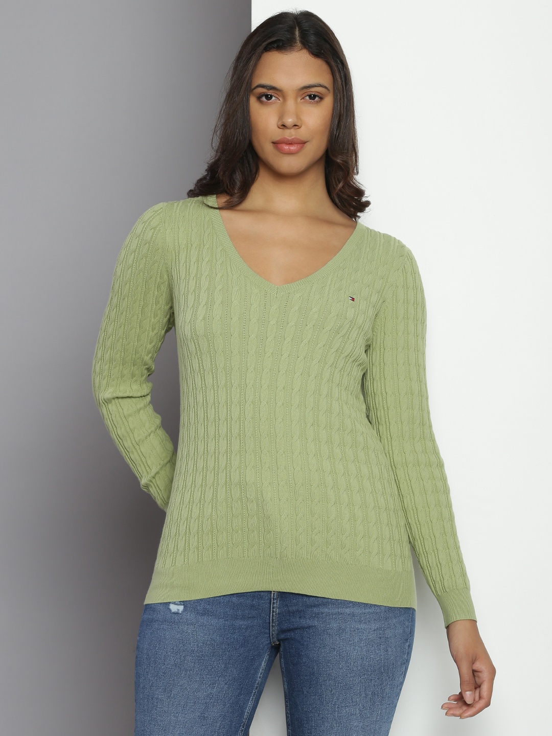 

Tommy Hilfiger V-Neck Cable Knit Pullover Sweater, Green