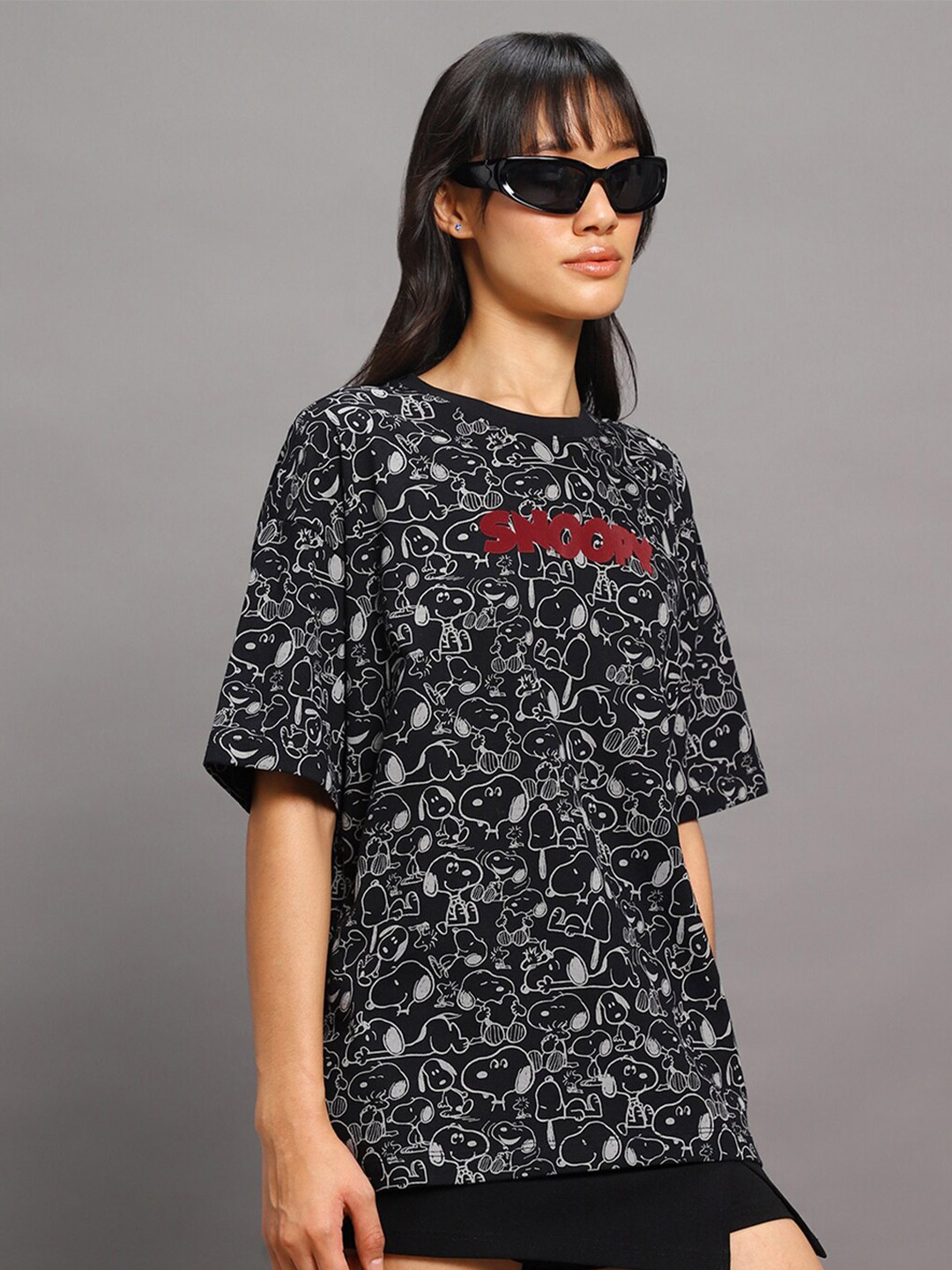 

Bewakoof Black All Over Snoopy Printed Oversized Plus Size T-shirt