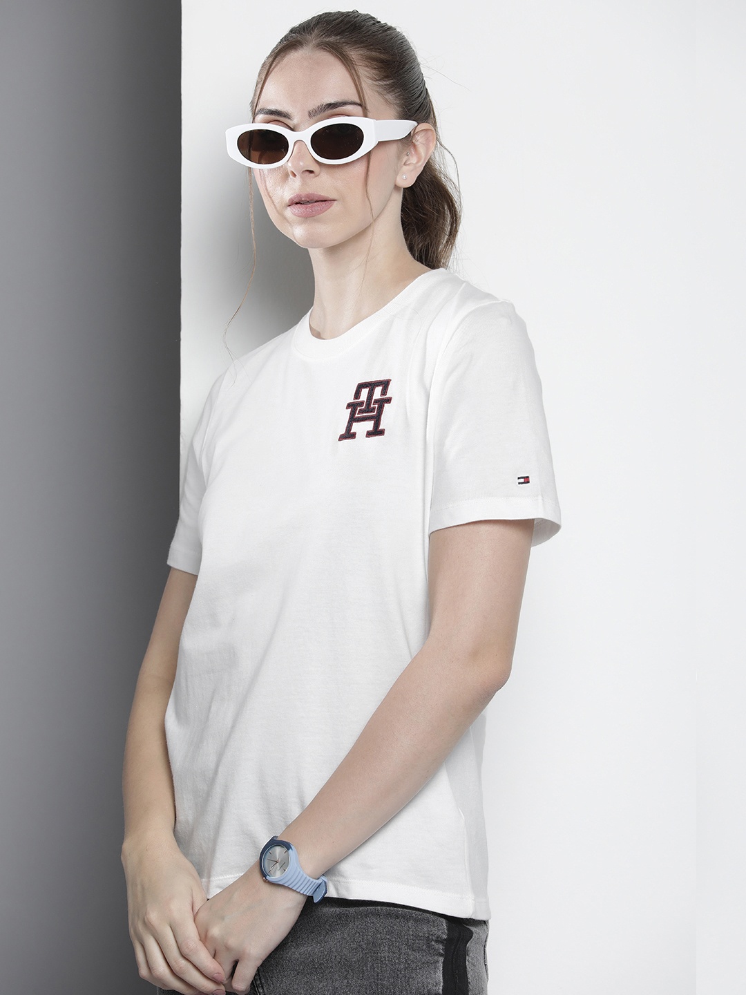 

Tommy Hilfiger Round Neck Pure Cotton T-shirt, White