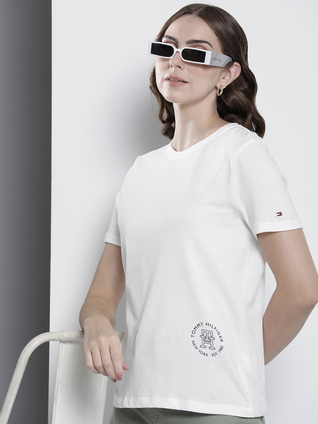 

Tommy Hilfiger Round Neck Pure Cotton T-shirt, White