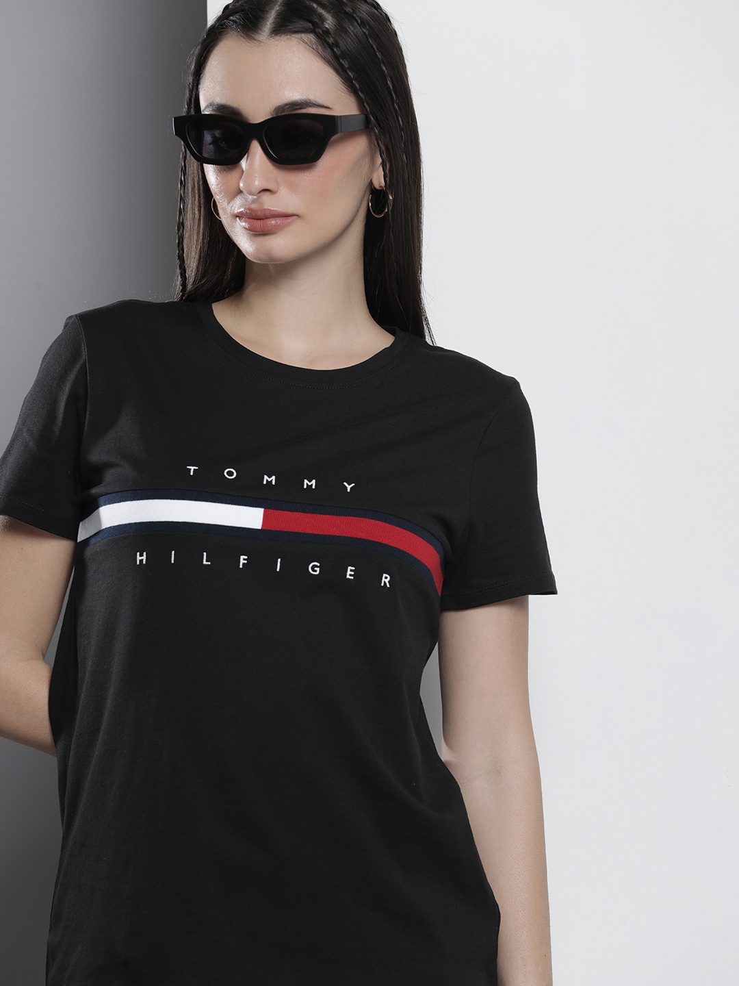 

Tommy Hilfiger Pure Cotton Brand Logo Casual T-shirt, Black