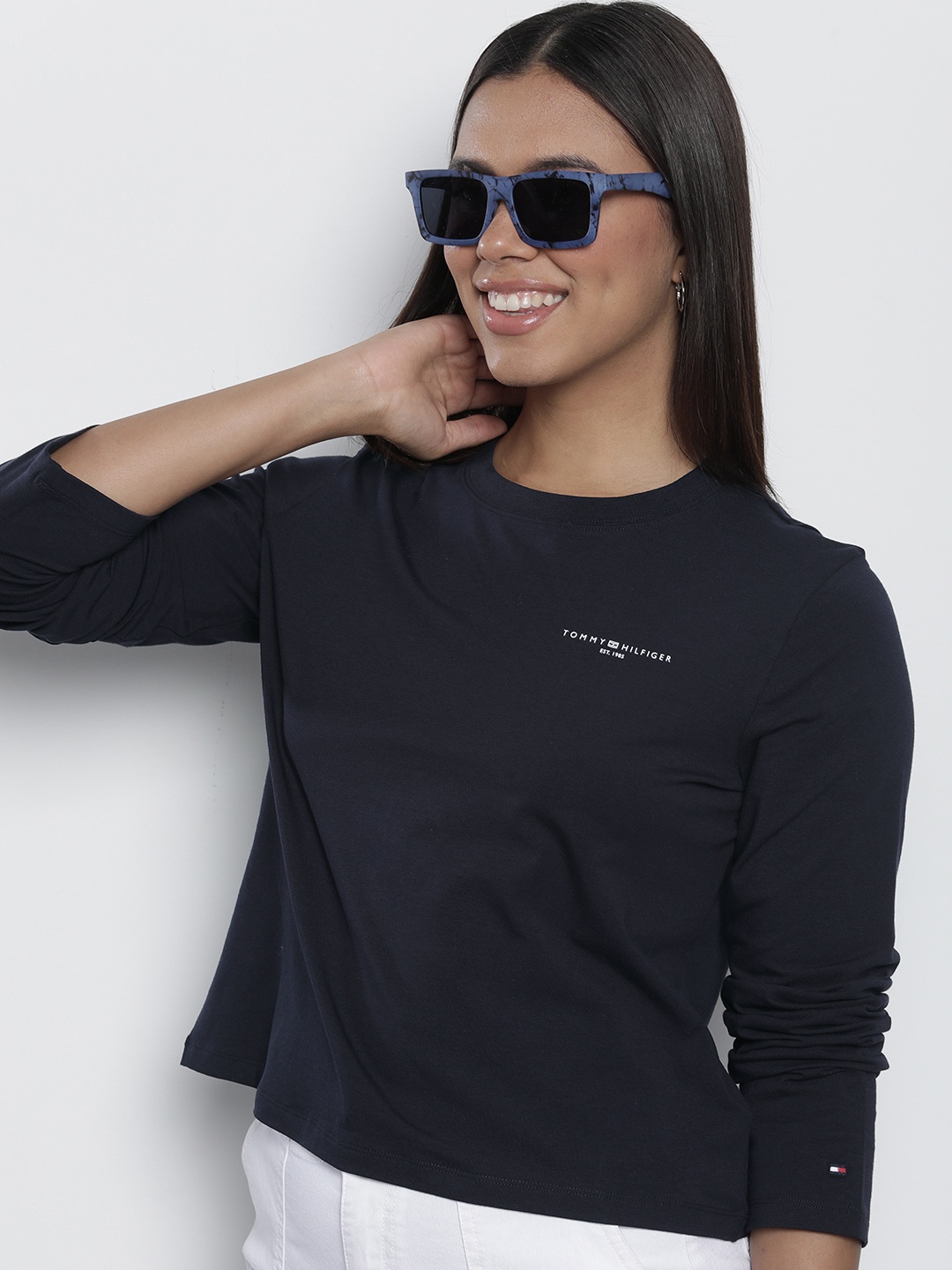 

Tommy Hilfiger Solid With Minimal Print Long Sleeves Casual T-shirt, Navy blue
