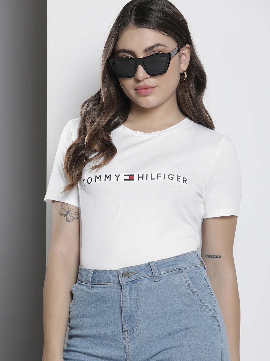 

Tommy Hilfiger Brand Logo Embroidered Pure Cotton T-shirt, White
