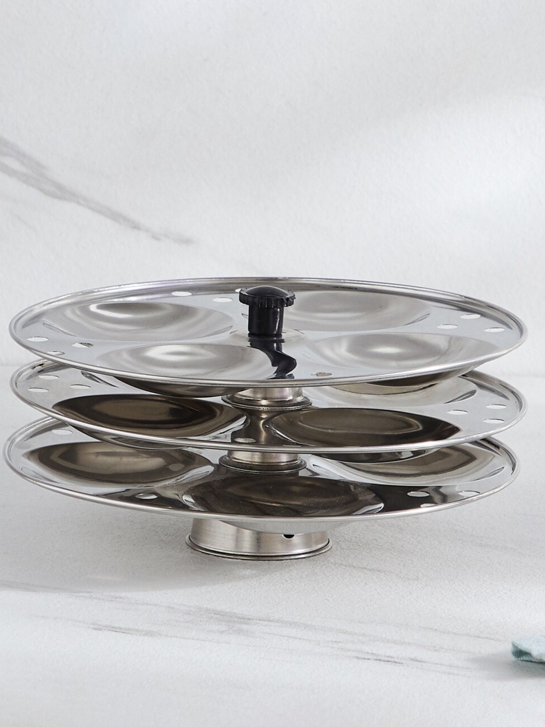 

Home Centre Glovia 3-Pieces Stainless Steel Idli Stand, Grey