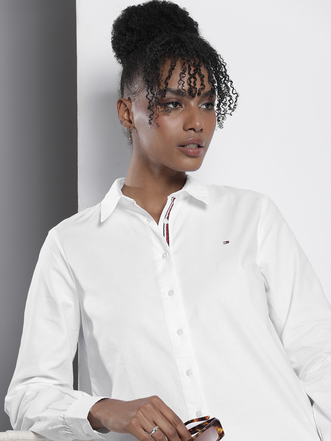 

Tommy Hilfiger Relaxed Fit Solid Casual Shirt, White