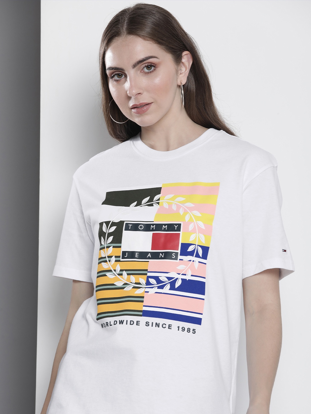 

Tommy Hilfiger Pure Cotton Graphic Printed Relaxed Fit Casual T-shirt, White