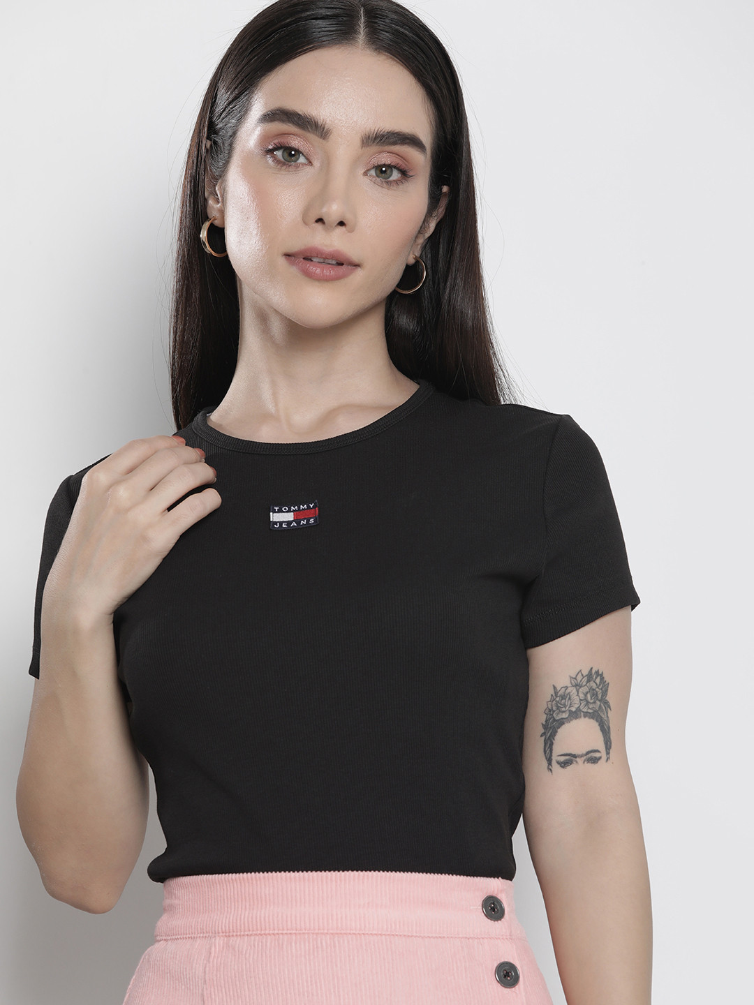 

Tommy Hilfiger Round Neck Slim Fit T-shirt, Black