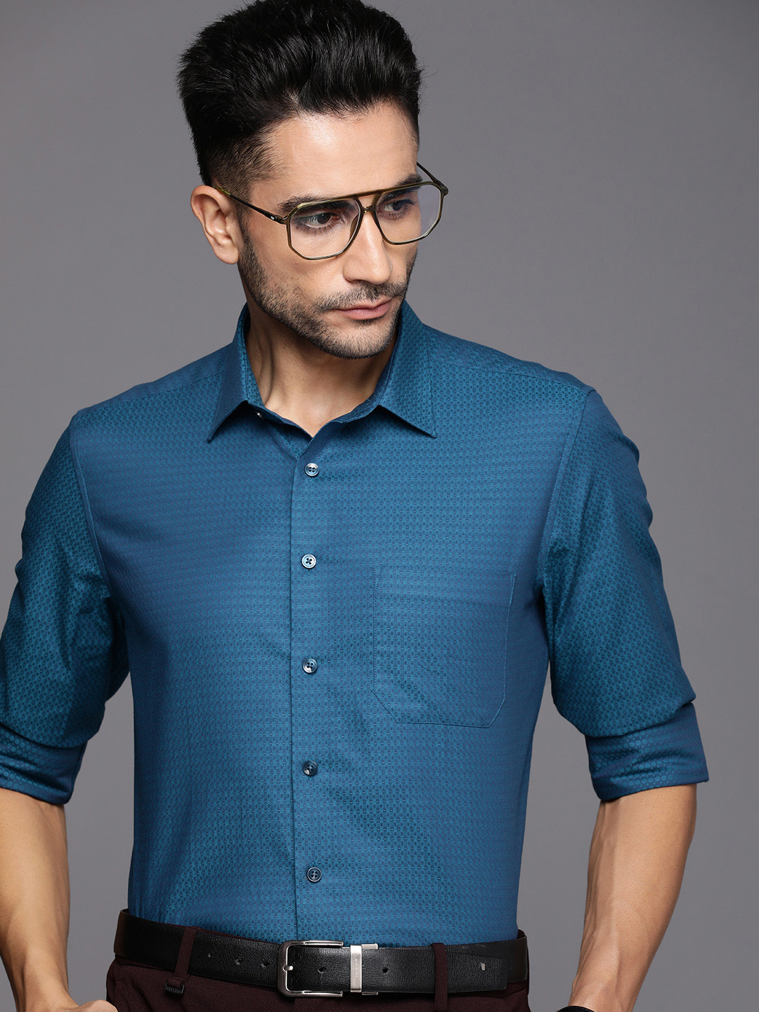 

Louis Philippe Pure Cotton Self Design Textured Slim Fit Formal Shirt, Teal