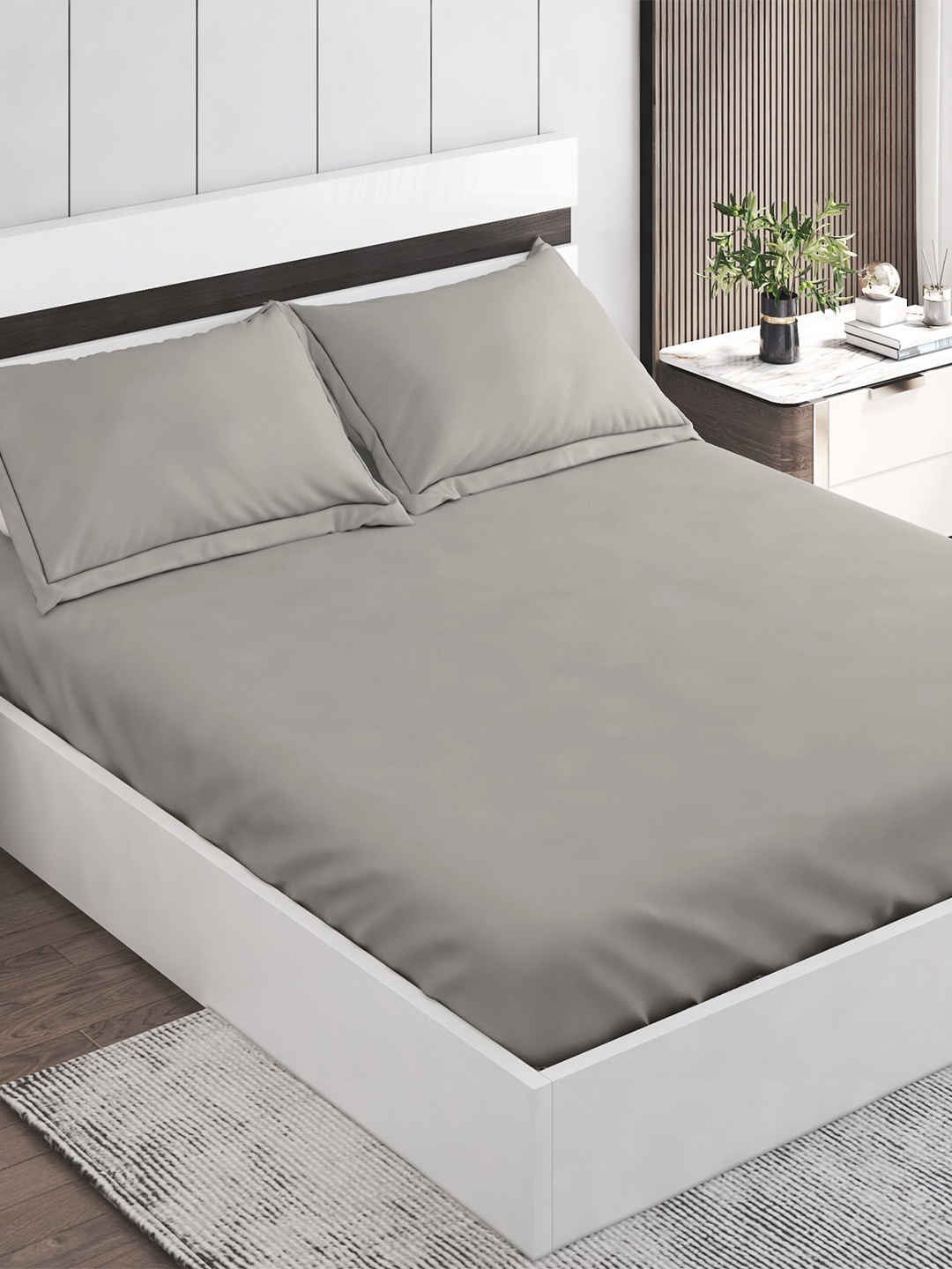 

Home Centre Grey 144 TC Cotton King Bedsheet & 2 Pillow Covers